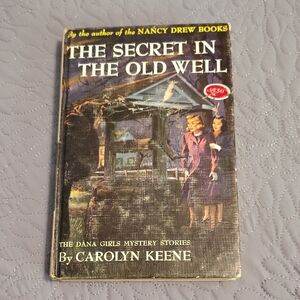 Dana Girls # 13 The Secret in the Old Well Book